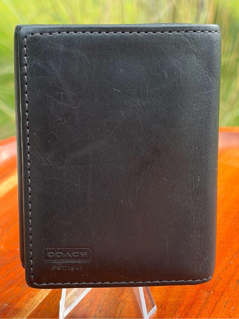 Vintage COACH Water Buffalo Black Leather Card Case Compact Trifold Wallet
